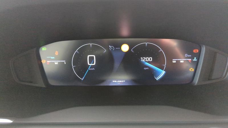 Peugeot 208 100 s&s bvm6 allure + pack vision & navigation