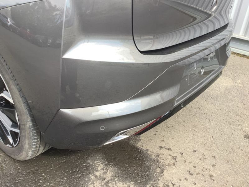 DS DS 4 BlueHDi 130 EAT8 Opera