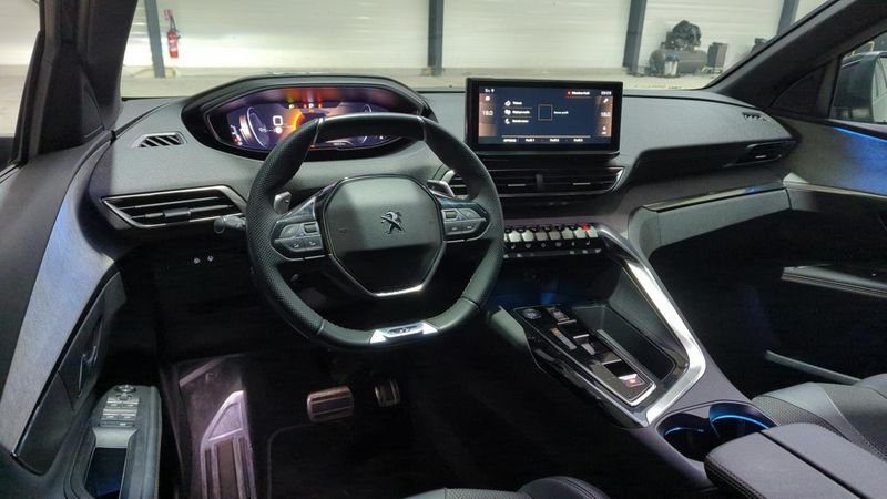 Peugeot 3008 Puretech 130ch s&s eat8 gt + sieges chauffants