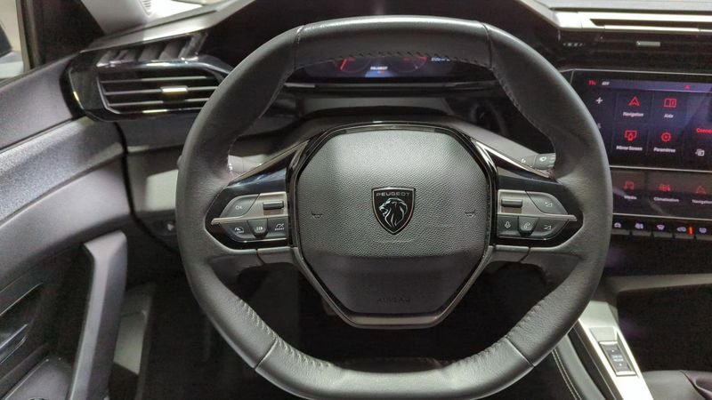 Peugeot 308 Puretech 130ch s&s bvm6 allure pack + sieges chauffants