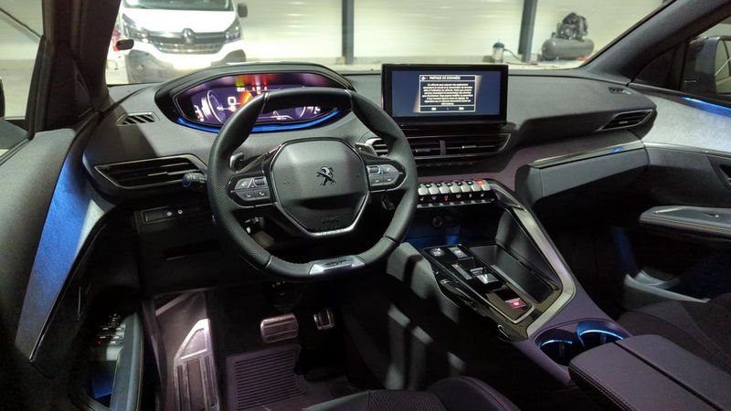 Peugeot 5008 Puretech 130ch s&s eat8 gt + sieges chauffants