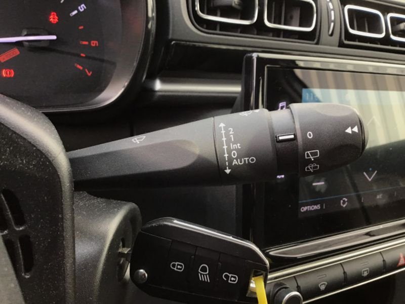 Citroën C3 PureTech 83 S&S BVM5 Shine