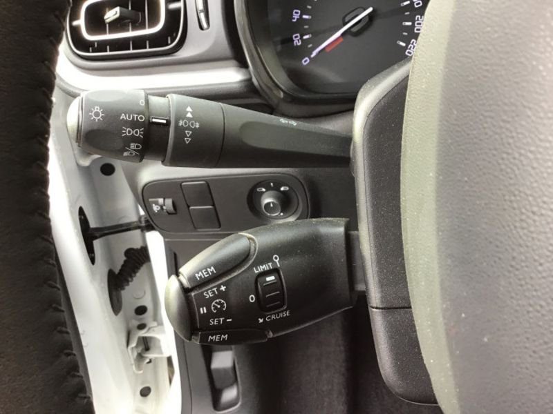 Citroën C3 PureTech 83 S&S BVM5 Shine