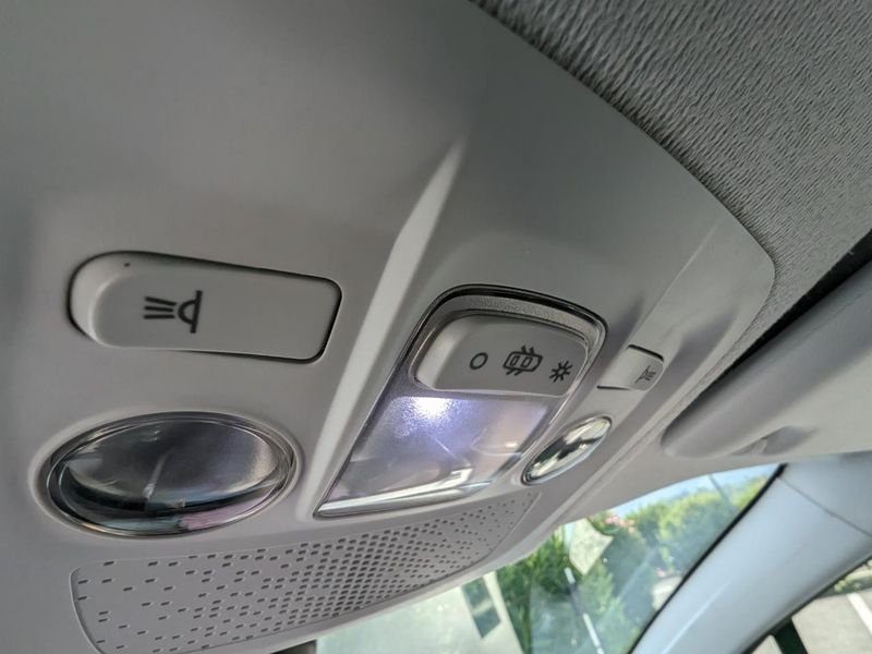 Peugeot 208 1.2i Pure Tech 12V S&S - 110 BERLINE GT Line