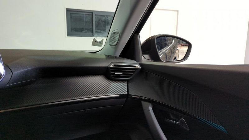 Peugeot 2008 Puretech 130 s&s bvm6 style + camera de recul