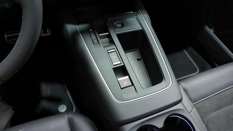 Citroën C5 Aircross Puretech 130 s&s eat8 shine pack + hayon mains libres