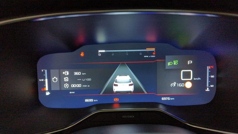 Citroën C5 Aircross Puretech 130 s&s eat8 shine pack + hayon mains libres