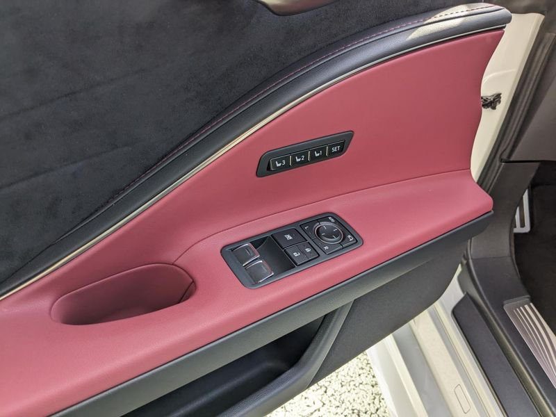 Lexus LC 500h - BV Multi Stage Hybrid Hokkaido Edition