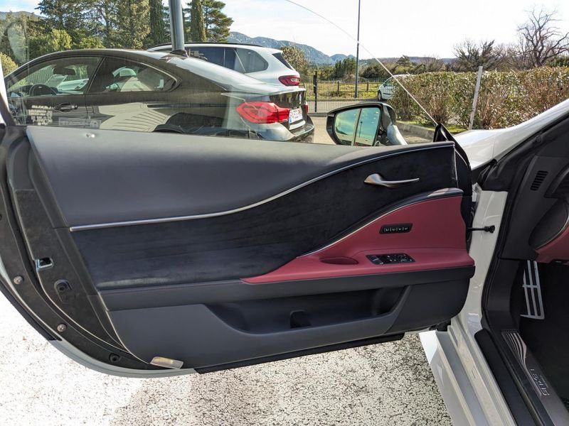 Lexus LC 500h - BV Multi Stage Hybrid Hokkaido Edition