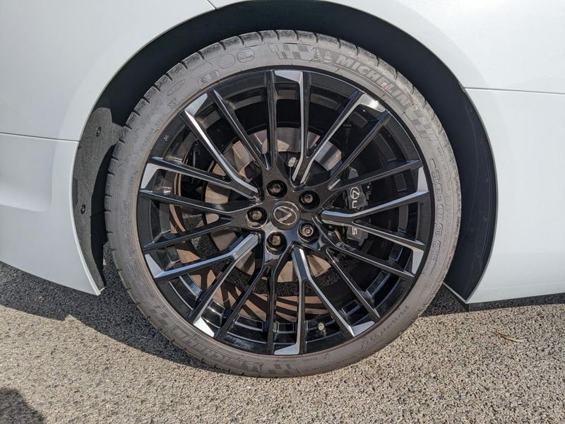 Lexus LC 500h - BV Multi Stage Hybrid Hokkaido Edition