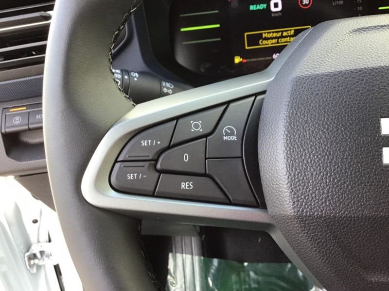 Dacia Duster Hybrid 140 4x2 Expression