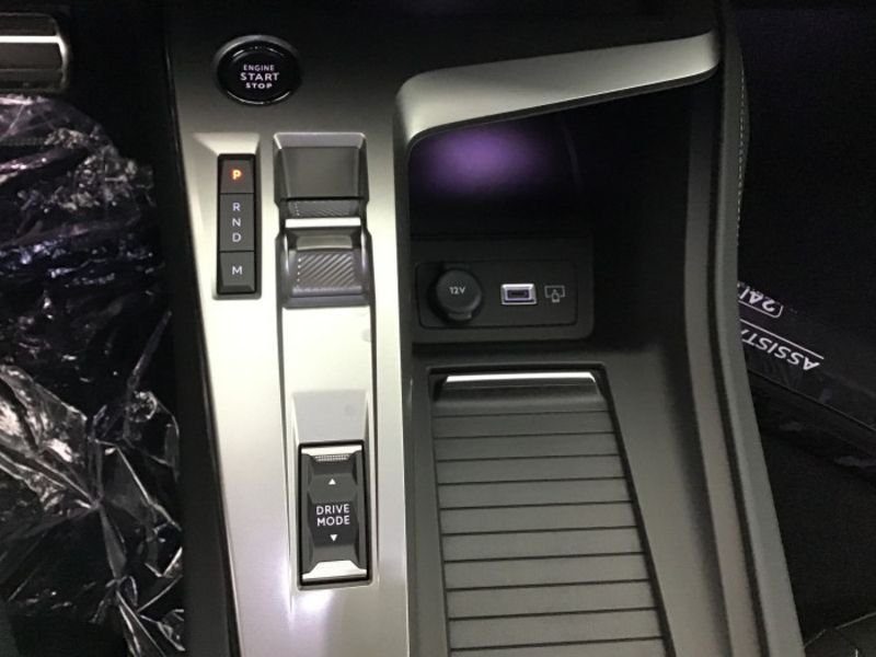 Peugeot 308 BlueHDi 130ch S&S EAT8 GT