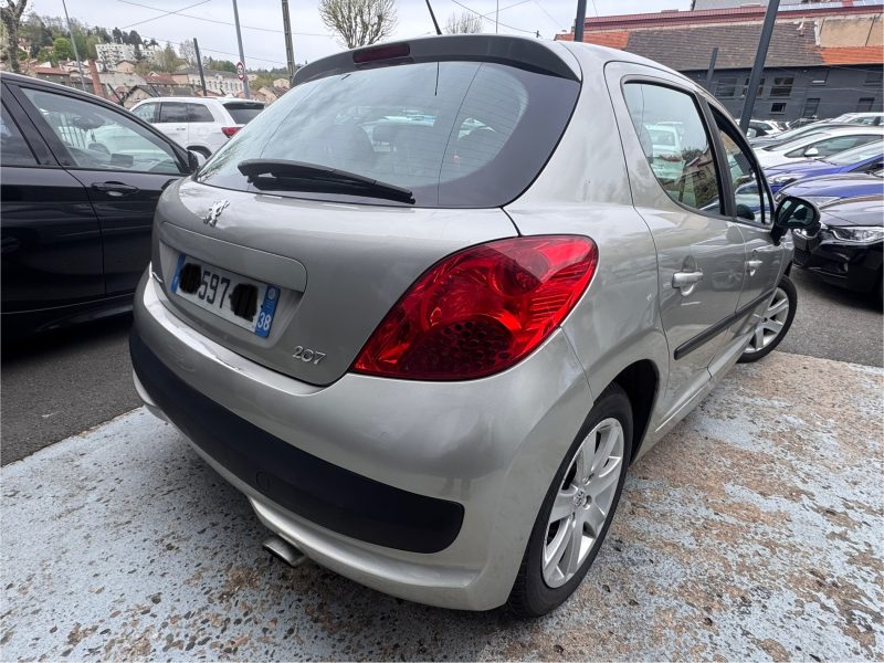 PEUGEOT 207 2009 1.6 HDi 90 5P