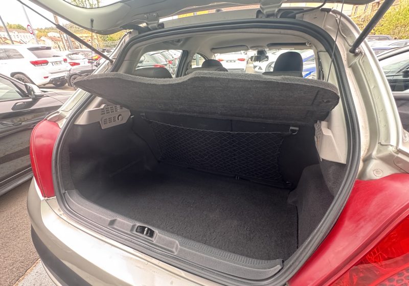 PEUGEOT 207 2009 1.6 HDi 90 5P