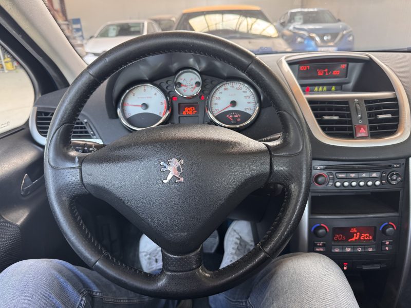 PEUGEOT 207 2007