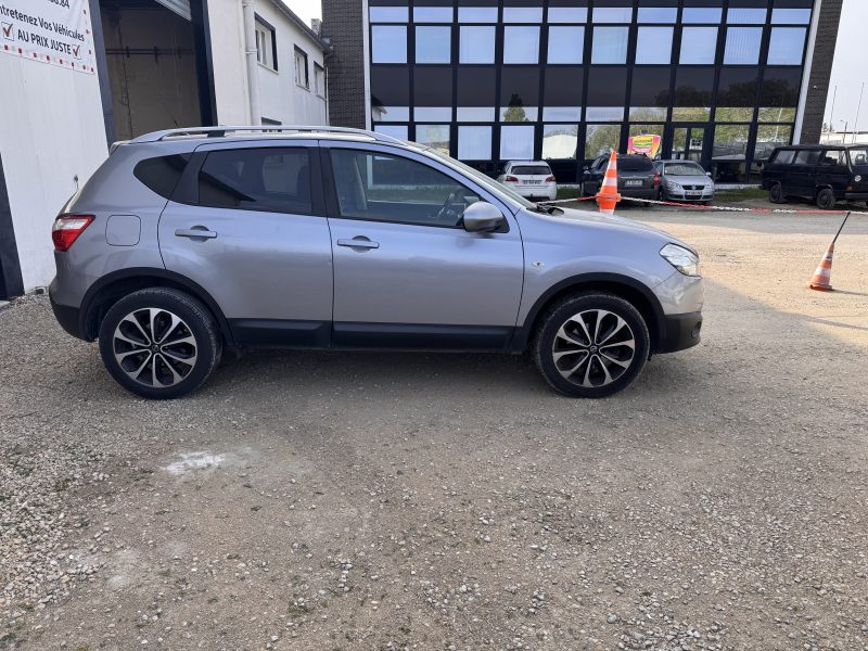 NISSAN QASHQAI 2013