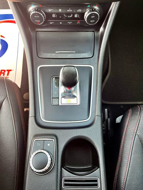 MERCEDES CLASSE CLA 45 AMG 360ch 4-Matic 12/2015