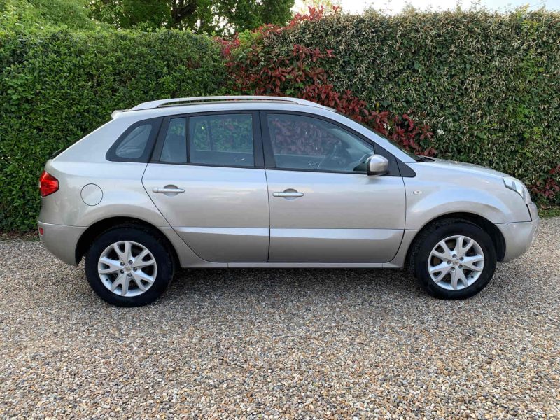 RENAULT KOLEOS 2009 2.0 DCI