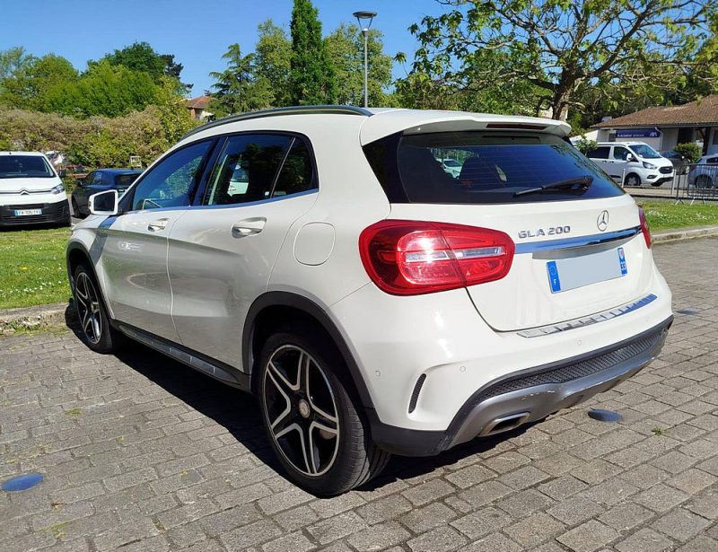 MERCEDES GLA 1,6 200 155 FASCINATION PACK AMG JUIN 2015