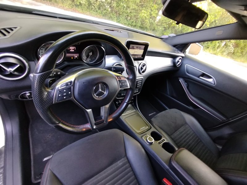 MERCEDES GLA 1,6 200 155 FASCINATION PACK AMG JUIN 2015