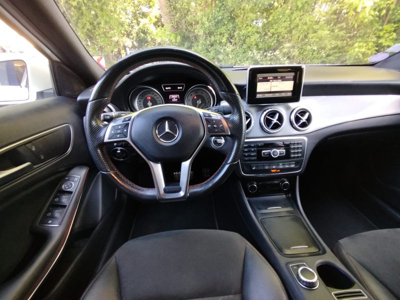 MERCEDES GLA 1,6 200 155 FASCINATION PACK AMG JUIN 2015