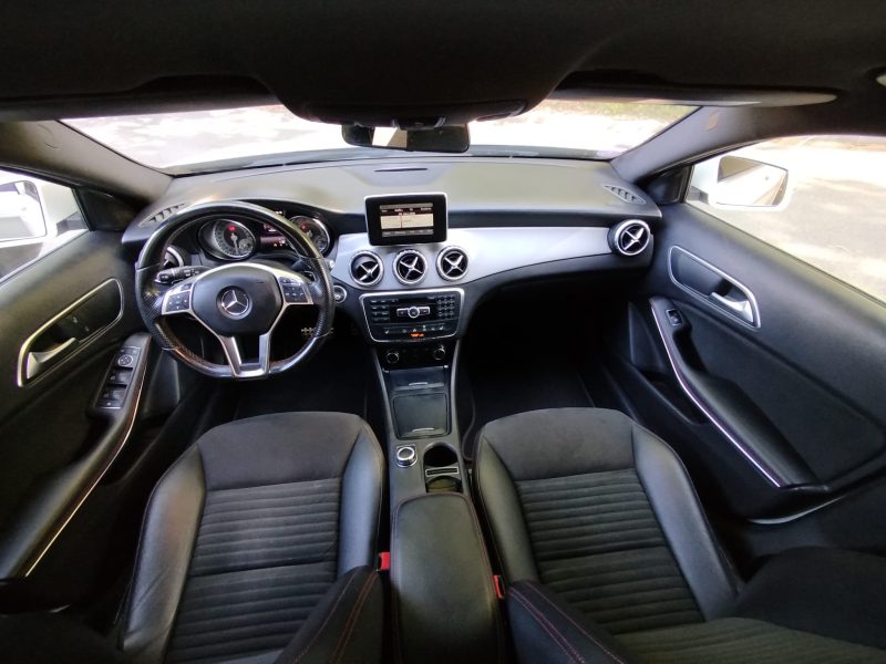 MERCEDES GLA 1,6 200 155 FASCINATION PACK AMG JUIN 2015