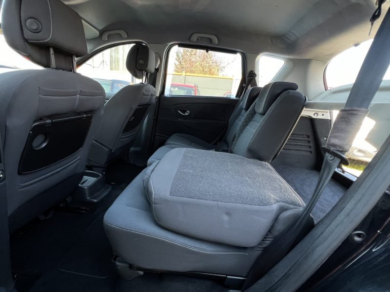 RENAULT SCENIC 3 III 1.5 DCI 110 Cv GPS TOMTOM BLUETOOTH REGULATEUR LIMITEUR - GARANTIE 1 AN