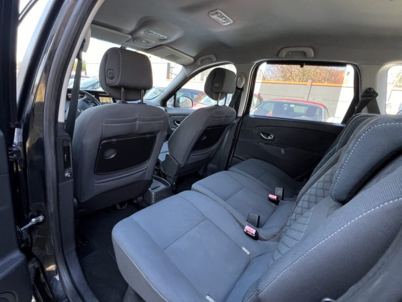 RENAULT SCENIC 3 III 1.5 DCI 110 Cv GPS TOMTOM BLUETOOTH REGULATEUR LIMITEUR - GARANTIE 1 AN