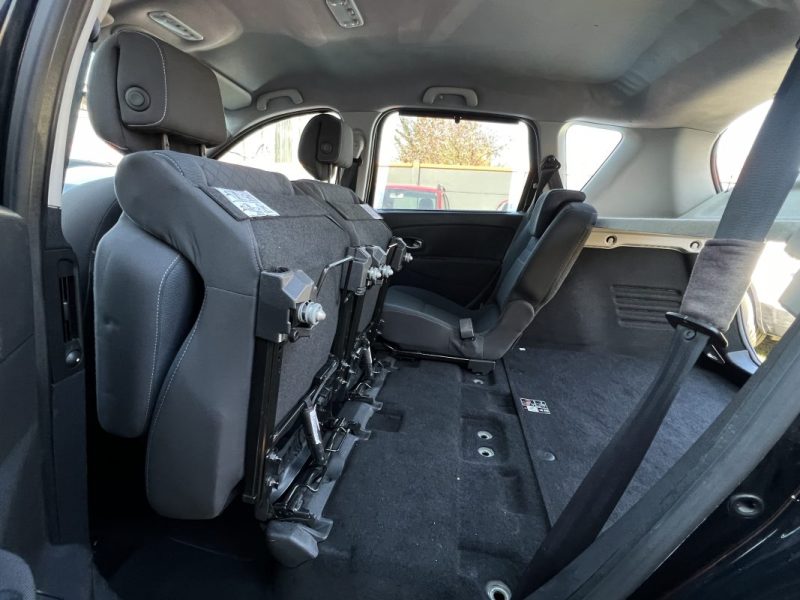 RENAULT SCENIC 3 III 1.5 DCI 110 Cv GPS TOMTOM BLUETOOTH REGULATEUR LIMITEUR - GARANTIE 1 AN