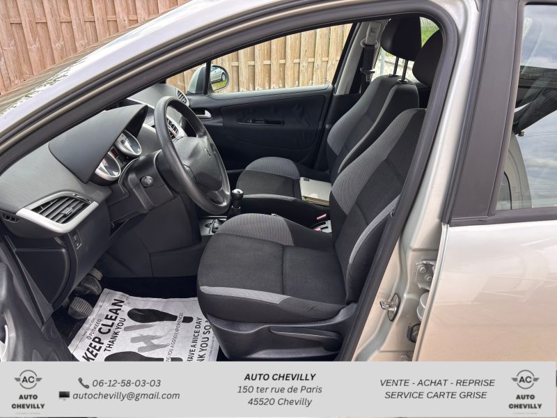 PEUGEOT 207 1.4 HDI 70 Ch Pack Clim/Attelage