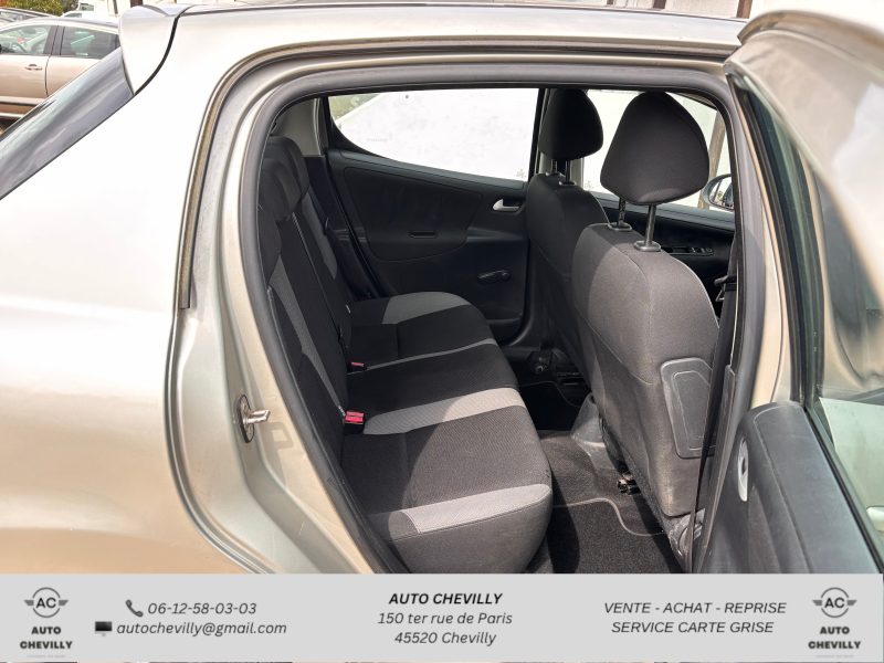 PEUGEOT 207 1.4 HDI 70 Ch Pack Clim/Attelage