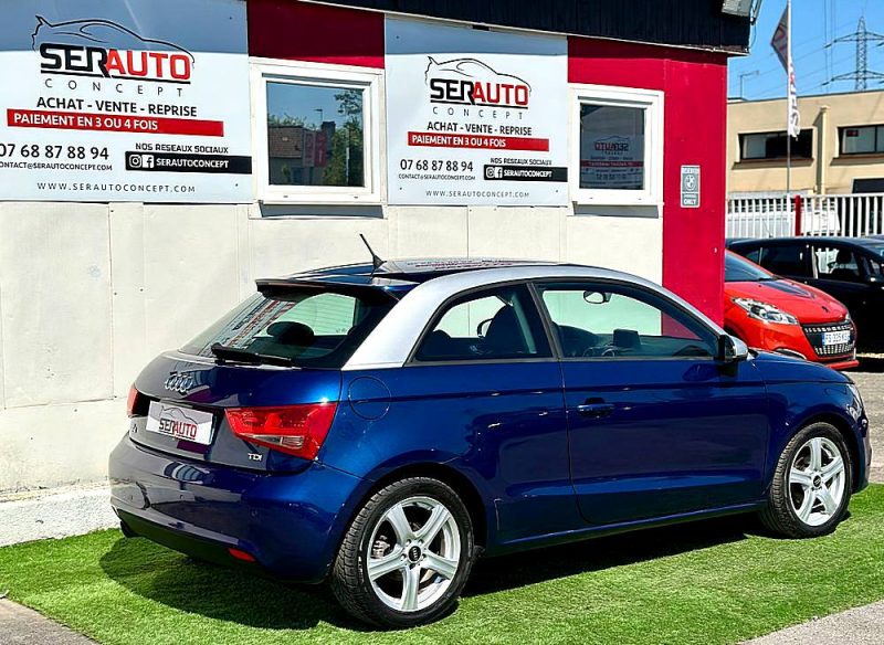 AUDI A1 2011