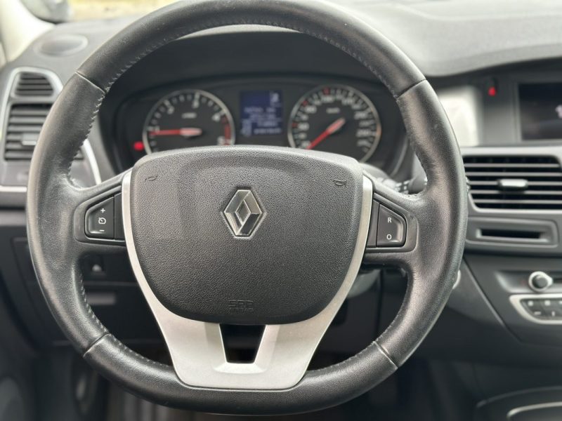 RENAULT LAGUNA 2012
