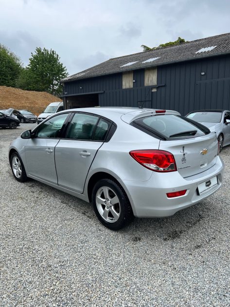 CHEVROLET CRUZE 2011