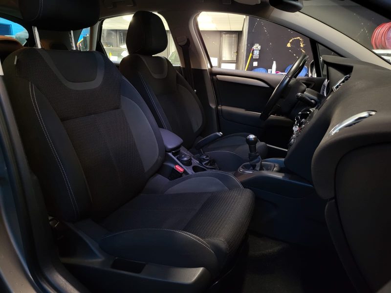 CITROEN C4 1.2 PURE TECH 110cv FEEL / 1ERE MAIN / SUIVI COMPLET CITROEN