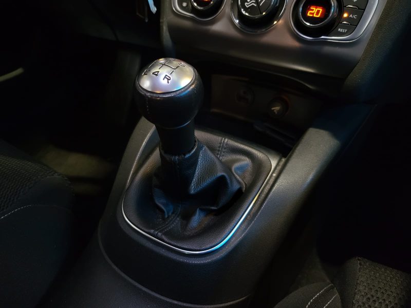 CITROEN C4 1.2 PURE TECH 110cv FEEL / 1ERE MAIN / SUIVI COMPLET CITROEN