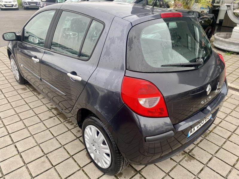 RENAULT CLIO 2007 1.2 75 ch Epression