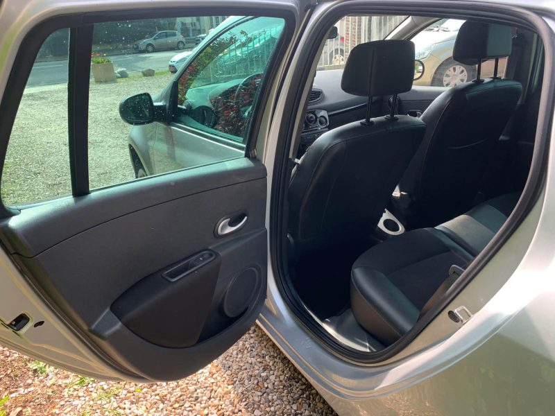 RENAULT CLIO 2012 1.5 DCI