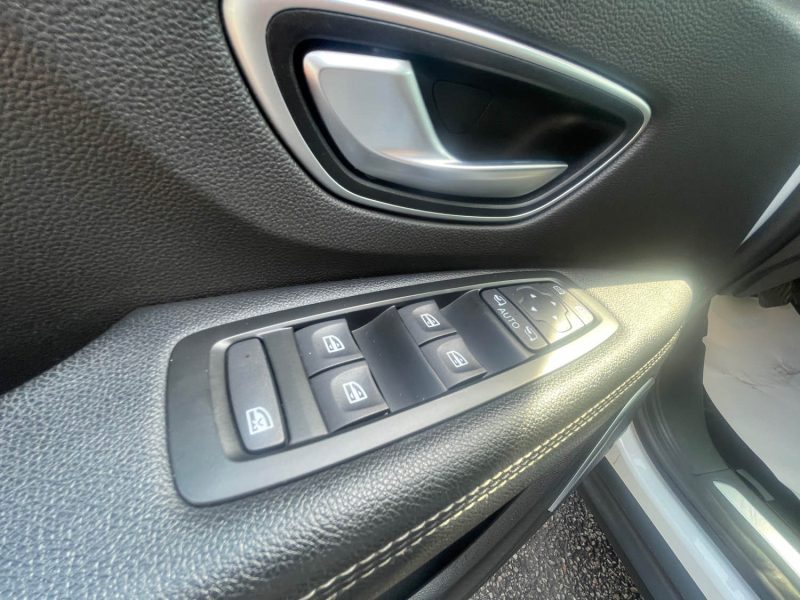 RENAULT SCENIC IV  2020 BOSE BOITE AUTO 1.7 DCI - 120CV 