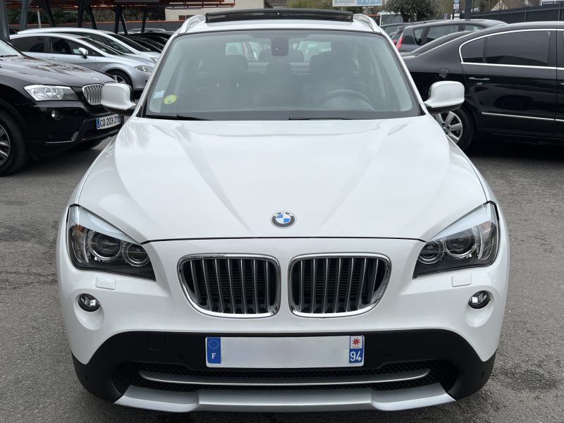 BMW X1 E84 LUXE 23D XDRIVE 2.0 204 Cv CUIR TOIT OUVRANT HARMAN KARDON GRAND GPS - GARANTIE 1 AN