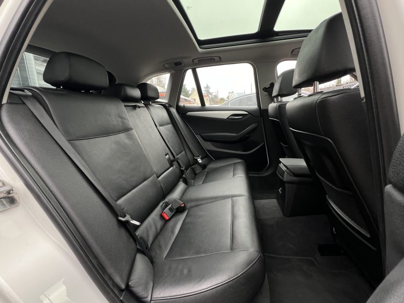 BMW X1 E84 LUXE 23D XDRIVE 2.0 204 Cv CUIR TOIT OUVRANT HARMAN KARDON GRAND GPS - GARANTIE 1 AN