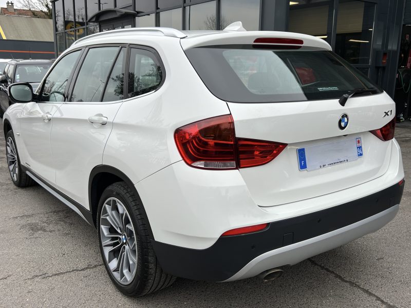BMW X1 E84 LUXE 23D XDRIVE 2.0 204 Cv CUIR TOIT OUVRANT HARMAN KARDON GRAND GPS - GARANTIE 1 AN
