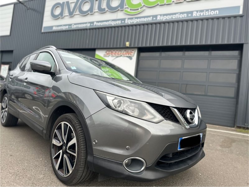 NISSAN QASHQAI 2017