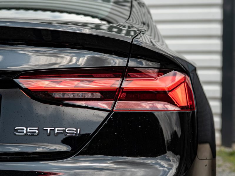 AUDI A5 Sportback 2.0 35 TFSI DESIGN MHEV 150CH S TRONIC 7 - PREMIÈRE MAIN