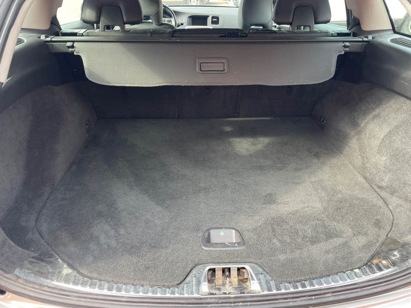 VOLVO V60 2015  2.0 TDi   Geartronic 150 cv Boîte auto