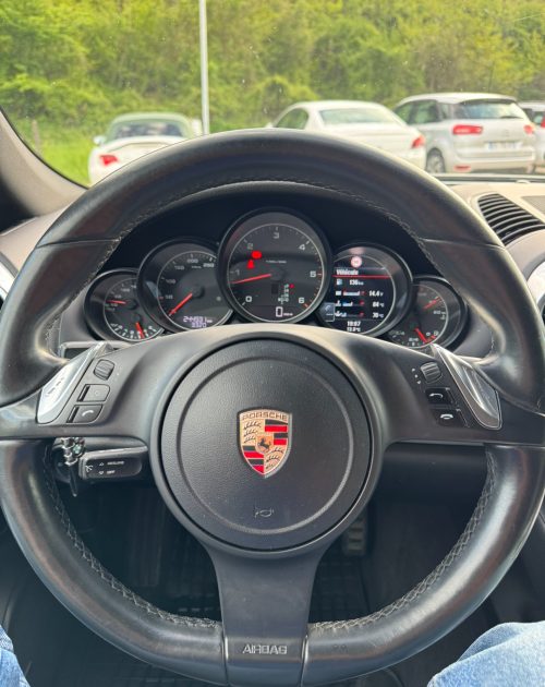 PORSCHE CAYENNE 2011