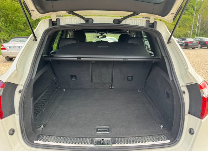 PORSCHE CAYENNE 2011