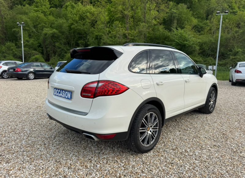 PORSCHE CAYENNE 2011