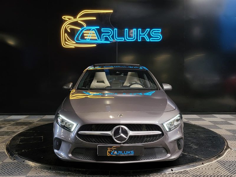 MERCEDES CLASSE A 180 136cv PROGRESSIVE LINE / TOIT OUVRANT + ATTELAGE + CUIR BLANC /