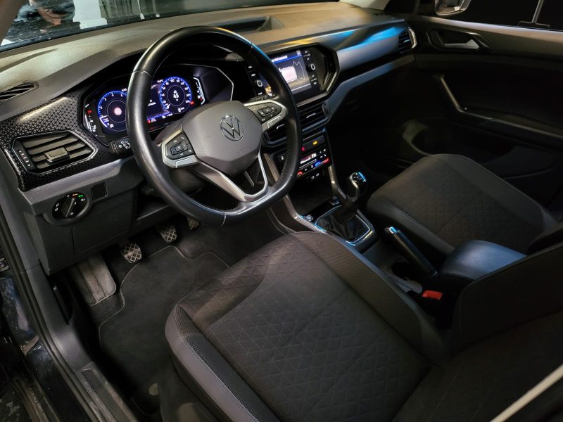 VOLKSWAGEN T-CROSS 1.0 TSI 110cv BUSINESS / SIEGES CHAUFFANTS / APPLE CARPLAY / INDUCTION